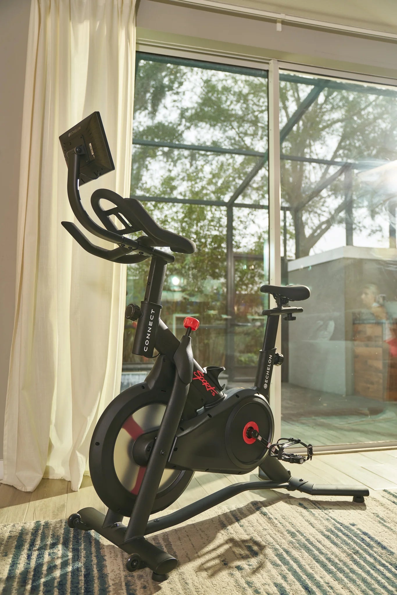 Echelon Connect Sport - S Indoor Cycling Exercise Bike with 90 Day Free Premier Membership
